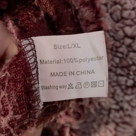 Sherpa Pullover - Picture 4 of 5